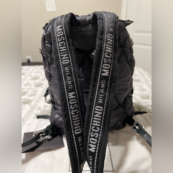 MOSCHINO QUILTED NYLON SMALL BACKPACK BLACK - Picture 5 of 11